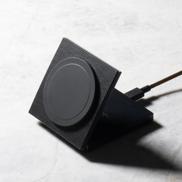 Actual product image Native Union Rise Solo Qi2 Wireless Charger Black (15 W)
