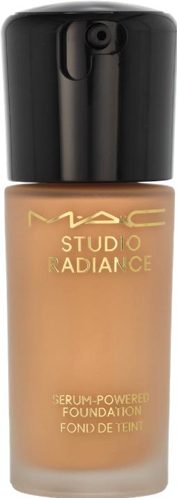 Actual product image MAC Cosmetics M.A.C. Studio Rad Serum Pow Fond de Teint NC18 (No. NC18)
