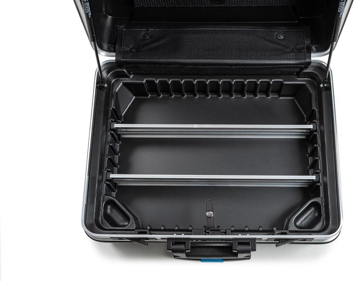 Actual product image B&W International Orca (1 Piece)