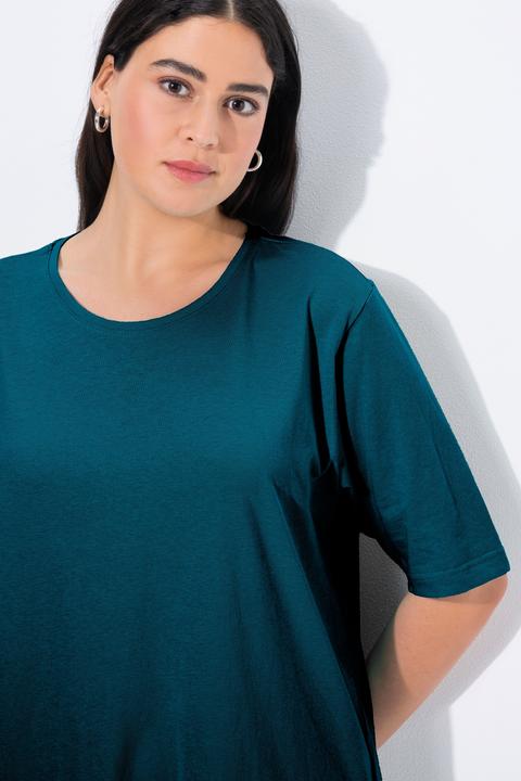 Actual product image Ulla Popken Basic Round Neck Short Sleeve Relaxed Fit Tee (68)