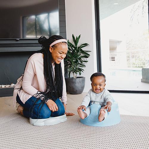 Produktbild Bumbo Floor Seat (Hochstuhl Sitzerhöhung)