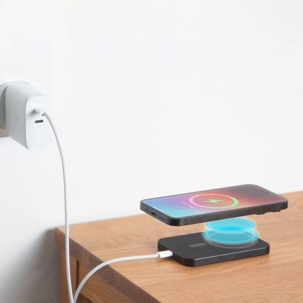 Produktbild Native Union (Re)Classic Qi2 Magnetic Powerbank 5000mAh Black (5000 mAh, 20 W)