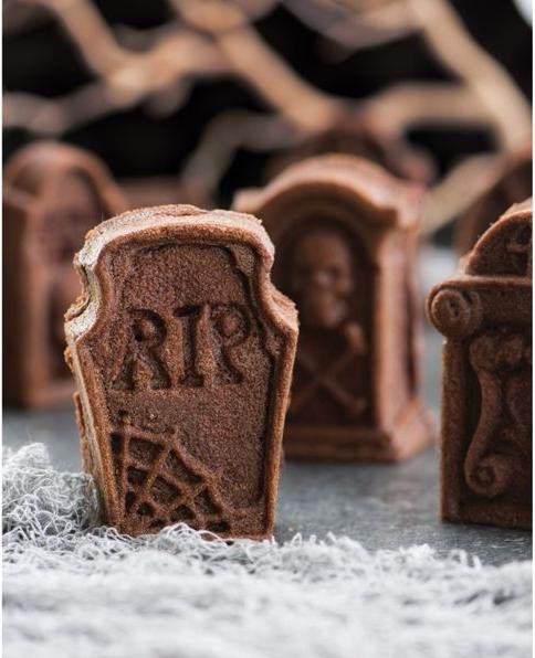 Actual product image Nordic Ware Tombstone Cakelet Pan