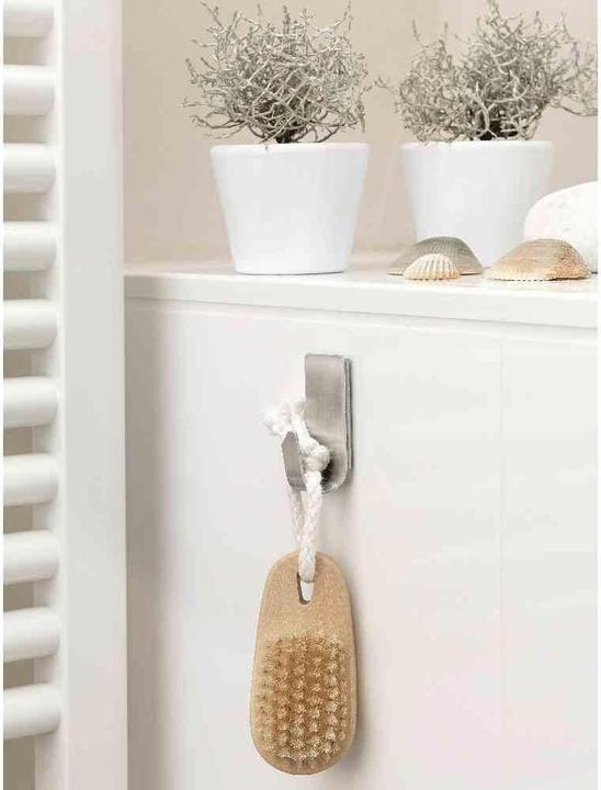 Actual product image tesa Powerstrips Waterproof Hook ZOOM