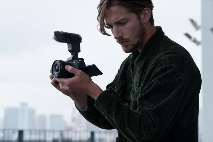 Produktbild Sony E PZ 10-20mm f/4 G (Sony E, APS-C / DX)