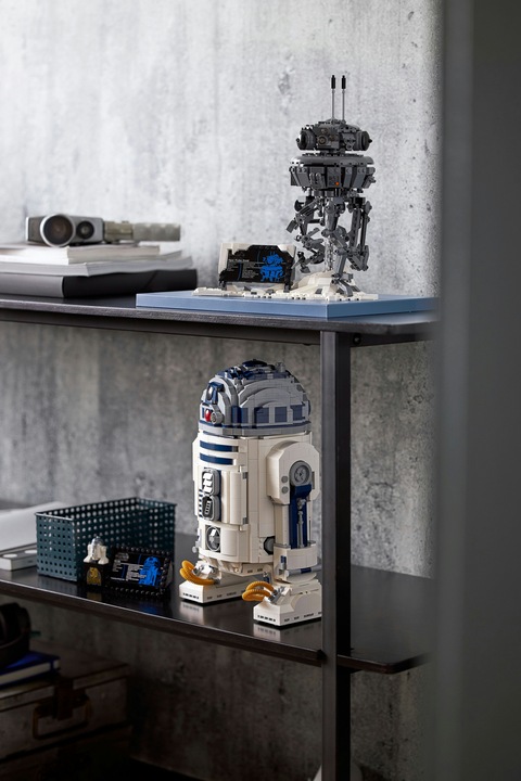 Actual product image LEGO Star Wars R2-D2 (75308) (75308, LEGO Rare Sets, LEGO Star Wars)