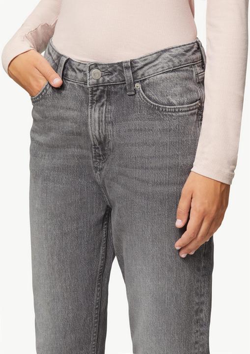 Image du produit S.Oliver Jeans-Hose Jeans Tizie / Slim Fit / High Rise / Tapered Leg / Inch Sizes (W27/L34)