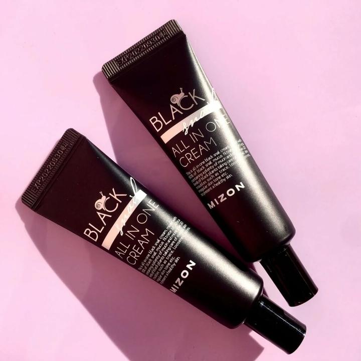 Produktbild Mizon Black Snail All In One Cream krem wielozadaniowy do twarzy na dzień ze Śluzem Ślimaka 35ml (Körpercreme, 35 ml)