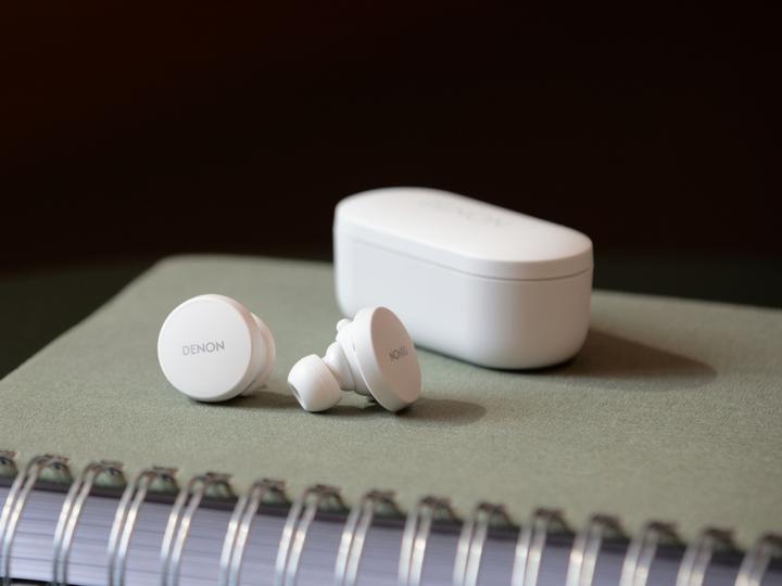 Actual product image Denon PerL (ANC, 6 h, Wireless)