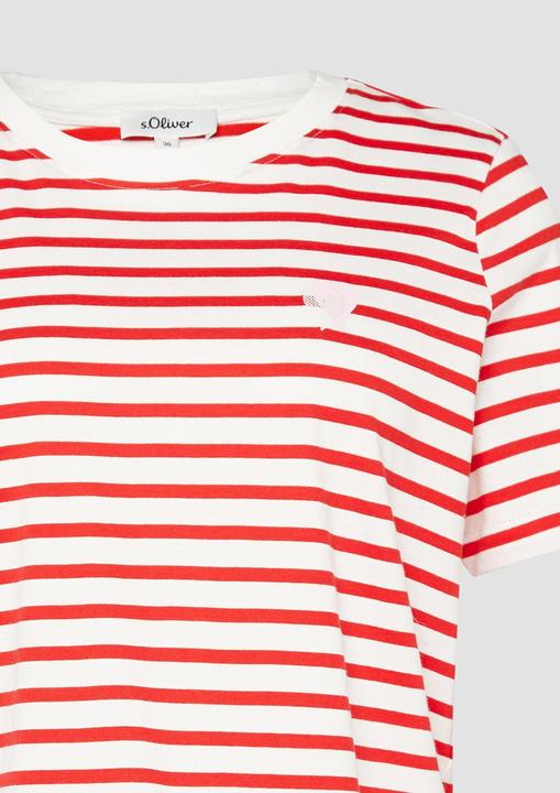 Produktbild S.Oliver T-Shirt Gestreiftes T-Shirt im Relaxed Fit mit Herz-Stickerei (34)