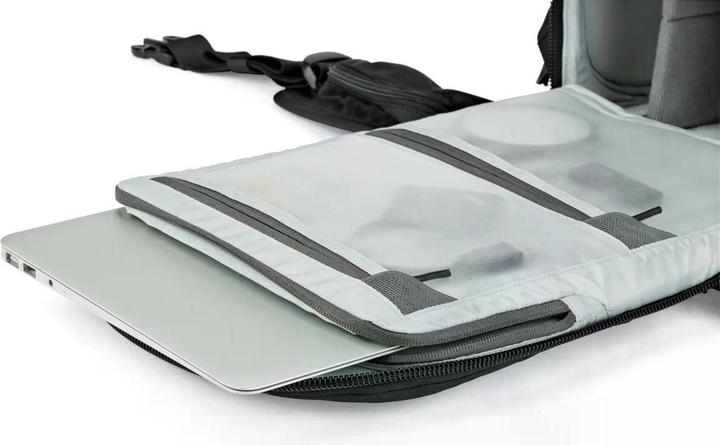 Actual product image Lowepro ProTactic BP 350 AW Green Line (Photo backpack, 16 l)