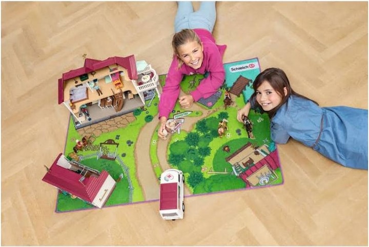 Actual product image Schleich Play Mat Horse Club