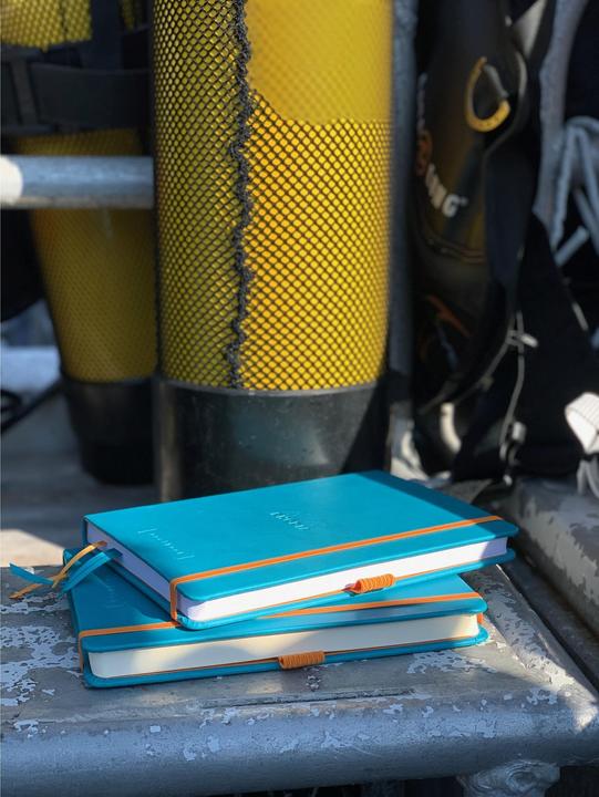 Image du produit Rhodia Carnets et cahiers Rhodiarama (A5, Quadrillé, Couverture rigide)