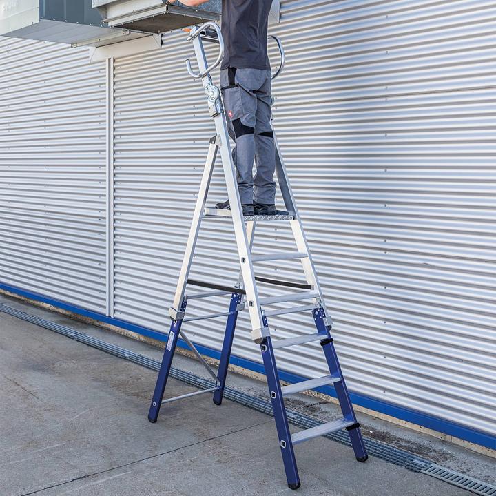 Produktbild Günzburger Plattformleiter steckbar mit klappbaren Griffen (Plattformleiter, 210 cm)
