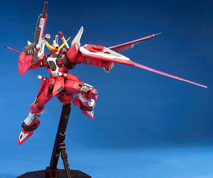 Produktbild Bandai MG 1/100 ZGMF-19A INFINITE JUSTICE GUNDAM