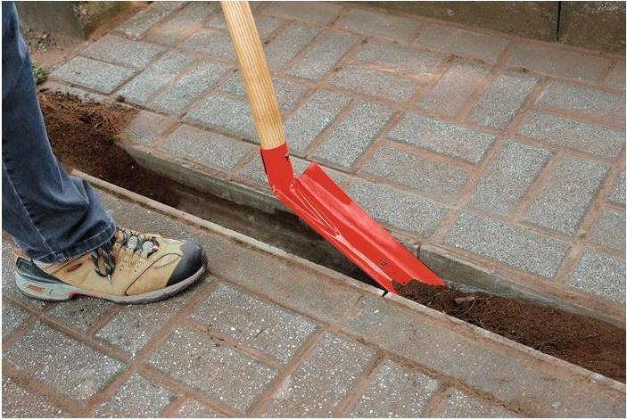 Actual product image Idealspaten Ruhr Brilliant Gutter Bucket with Long Handle