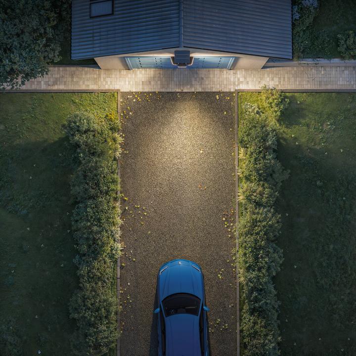 Actual product image Philips Outdoor Ultra-Efficient Solar Zyren (4000 lm, IP65)