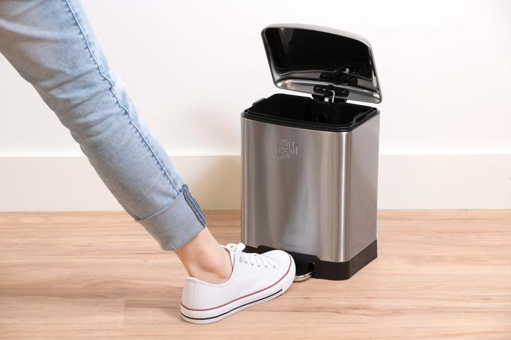 Image du produit Dirt Devil Pedal bin 6L 2pc soft close (6 l)