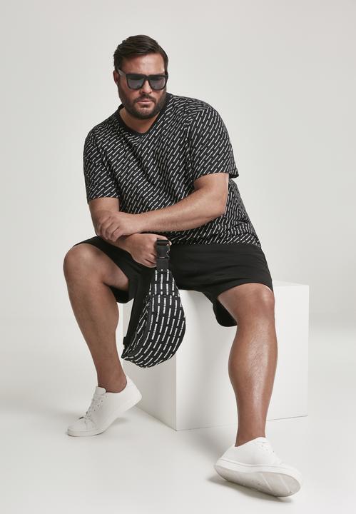 Immagine prodotto Urban Classics Maglietta con logo allover (4XL)