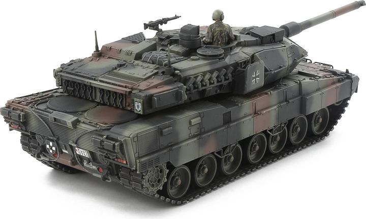 Actual product image Tamiya 1/48 German Main Battle Tank Leopard 2 A7V