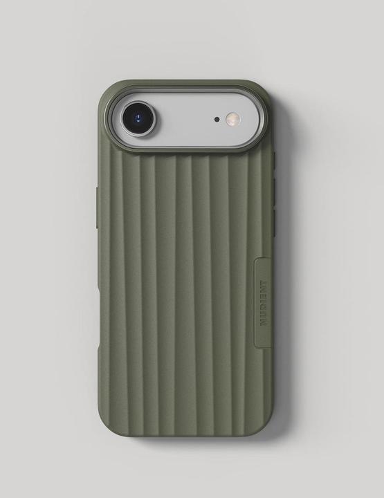 Image du produit Nudient Bold MagSafe Case Apple iPhone 17 Air Olive Green (Apple iPhone 17)