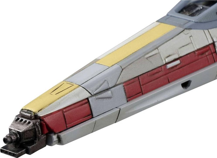 Actual product image Revell 172 XWing Starfighter kit
