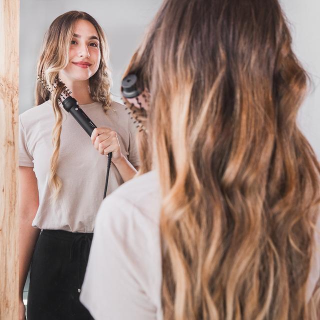 Image du produit Cecotec Bamba InstantCare Curly AirFlow Hair Straightening Brush 30mm Ceramic Coating Rotating Head