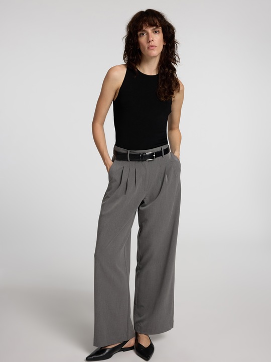 Produktbild Selected Femme Bundfalten Hose mit weitem Bein (38)