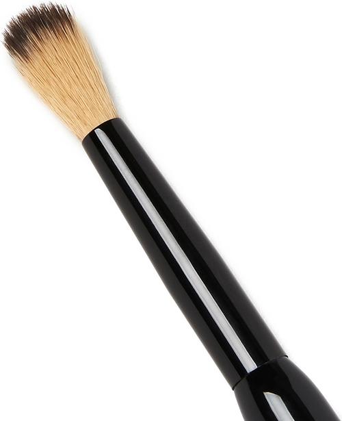 Actual product image Illamasqua Round Concealer Brush (Concealer)