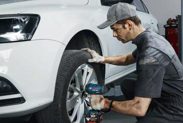 Produktbild Bosch Professional GDS 18V-400