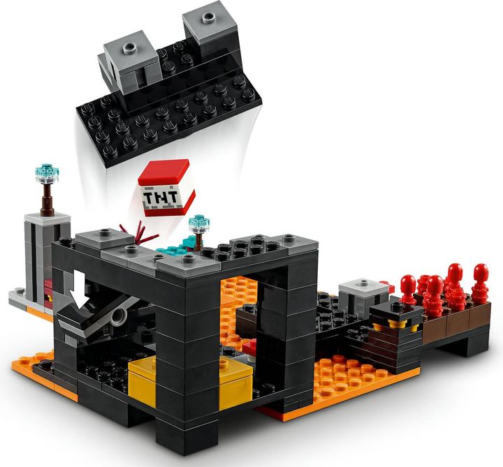 Actual product image LEGO The Nether Bastion (21185, LEGO Minecraft)