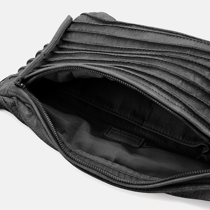 Image du produit FredsBruder Riffel Umhängetasche Leder 35 cm