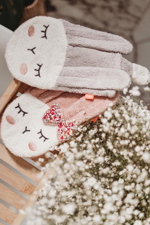 Image du produit Kikadu Gant de toilette Rabbit gris argenté (GOTS)