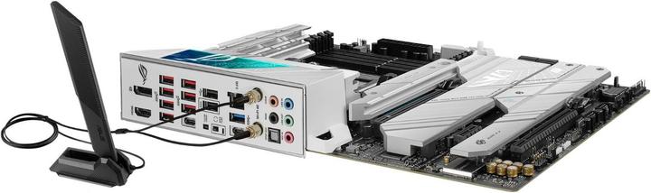 Actual product image ASUS ROG STRIX X670E-A GAMING WIFI (AM5, AMD X670E, ATX)