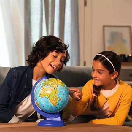 Actual product image Ravensburger Children globe with light (180 pieces)