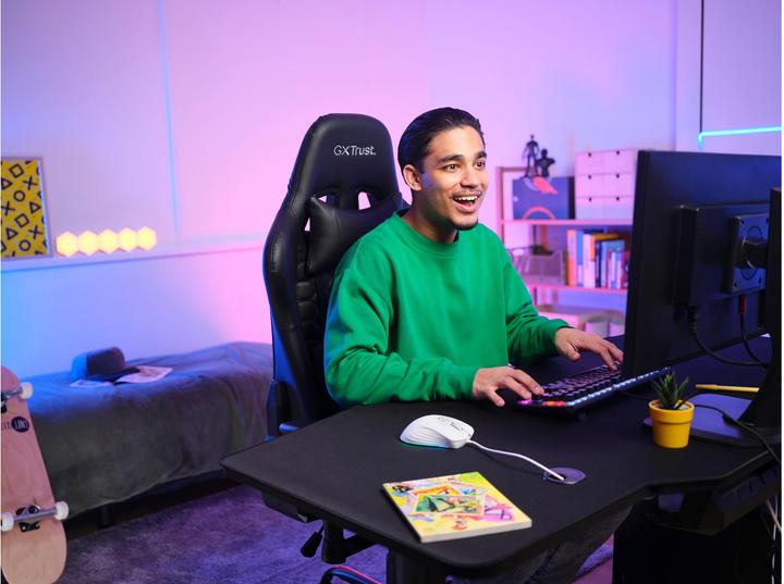 Actual product image Trust Gxt924w Ybar+ Gaming Mouse White (Cable)