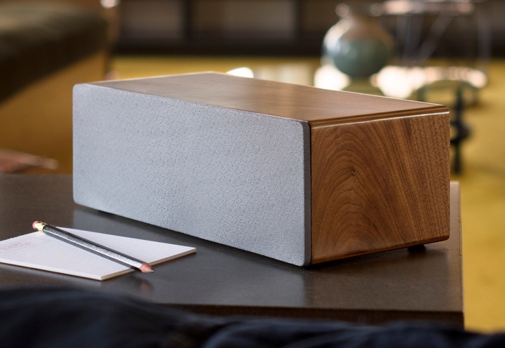 Actual product image Audioengine B2 Premium Bluetooth Speaker (Electrical connection)