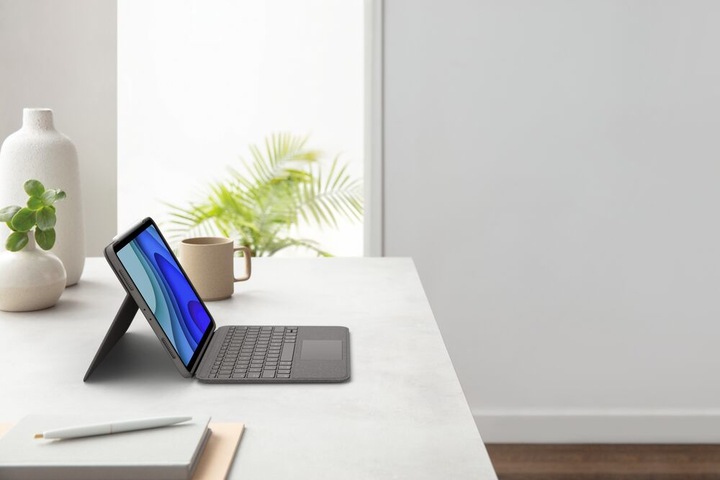Image du produit Logitech Folio Touch (CH, iPad Pro 11 2018 (1. Gen), iPad Pro 11 2021 (3ème génération), iPad Pro 11 2020 (2. Gen), iPad Pro 11 2022 (4e génération))