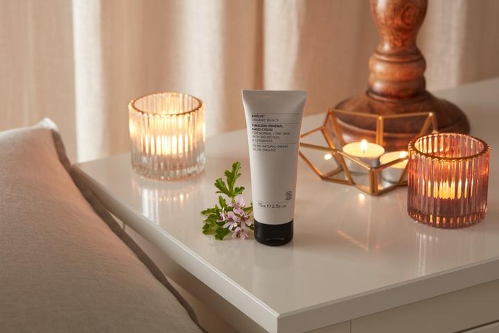 Actual product image Evolve - Timeless Renewal Hand Cream (75 ml)