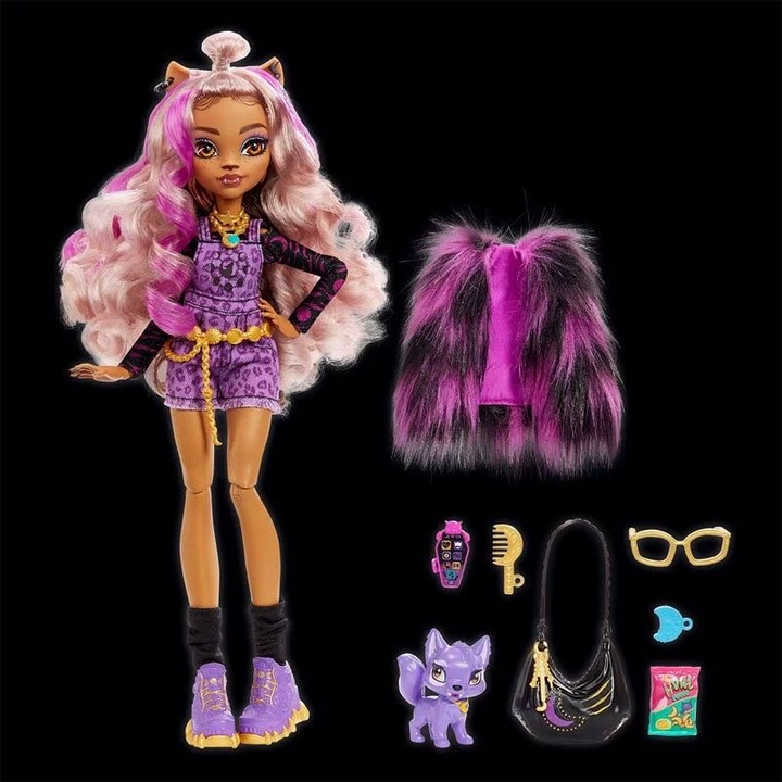 Actual product image Monster High Clawdeen Wolf Doll With Pet And Accessories
