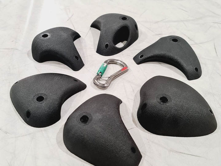 Actual product image Greenholds Climbing holds Essentials Set 2 (Black)