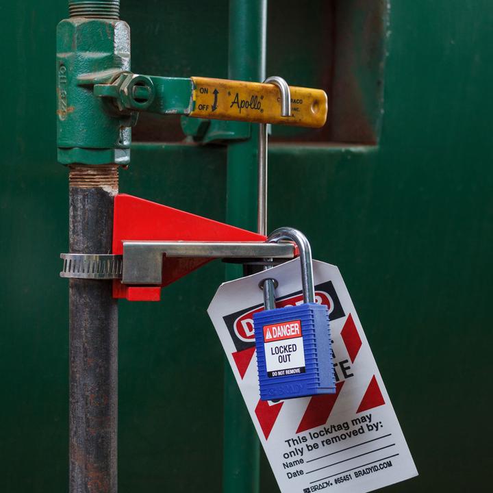 Actual product image Brady Safekey nylon safety lock with steel shackle, blue, 38 mm shackle height, 6.4 mm shackle diameter