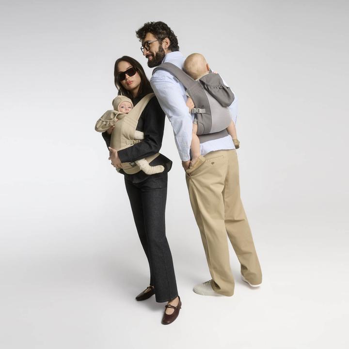 Immagine prodotto KinderKraft CarryBee baby carrier black