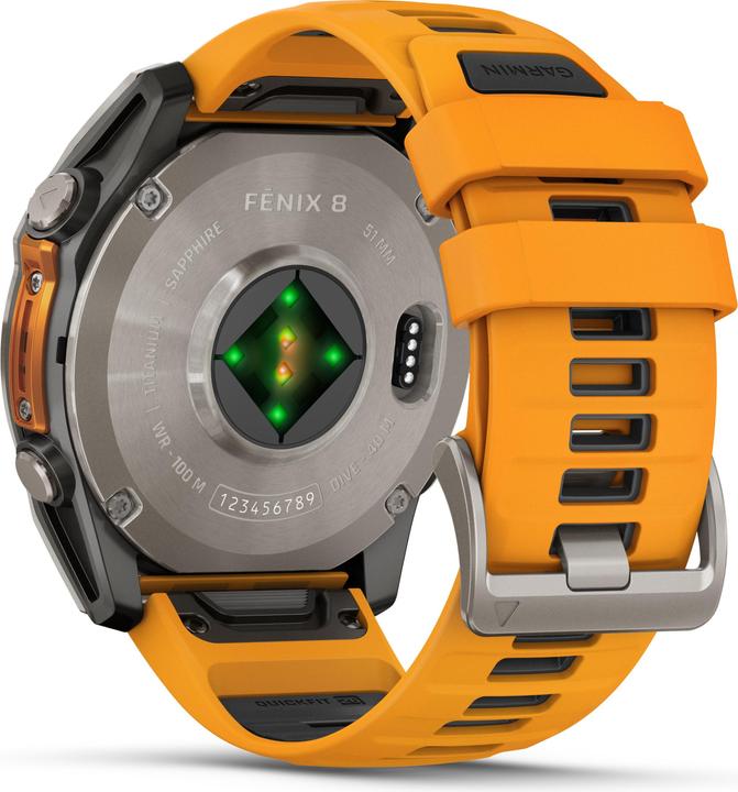 Produktbild Garmin Fenix 8 AMOLED Sapphire Titan (51 mm)