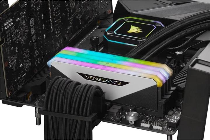 Produktbild Corsair Vengeance RGB RT (4 x 8GB, 3200 MHz, DDR4-RAM, DIMM)