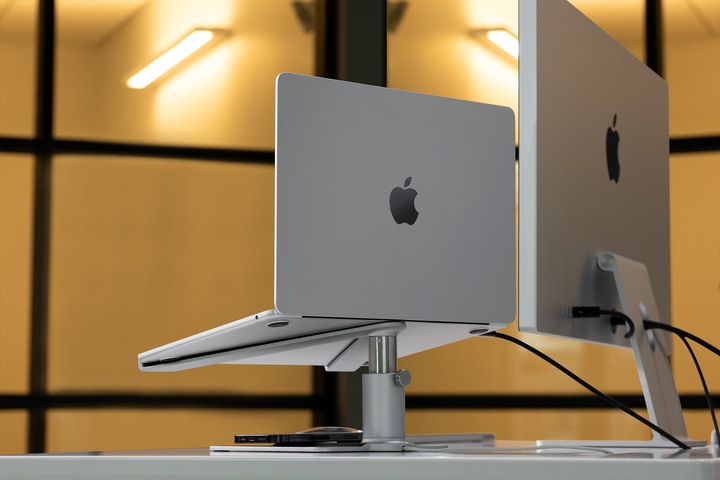 Actual product image TwelveSouth HiRise Pro
