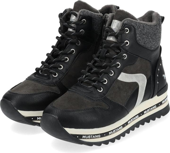 Actual product image Mustang Stiefelette (40)