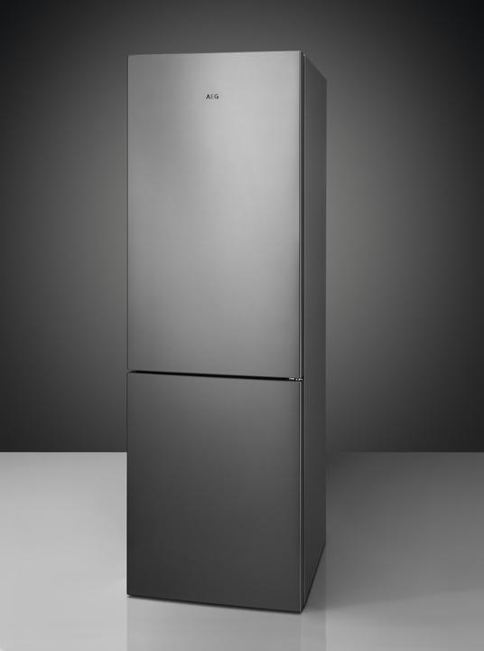 Actual product image AEG RCB632E9MU (Stand-alone, 330 l)