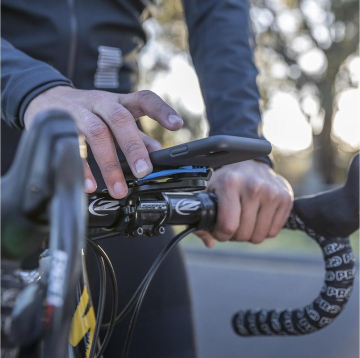 Actual product image Quad Lock Out Front Mount Pro