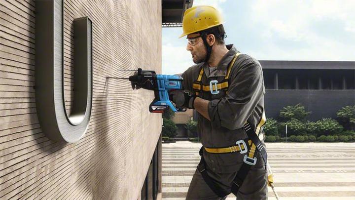 Actual product image Bosch Professional Cordless hole drill GBH 18V-21 Solo (Rechargeable battery operated)
